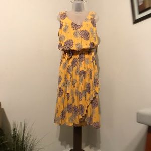A.N.A. FLORAL DRESS